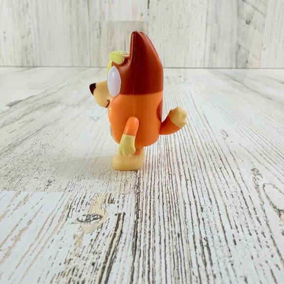 Bluey Bingo Name Tag Frog Heeler Sister Figure Blue NEW - Picture 2 of 8